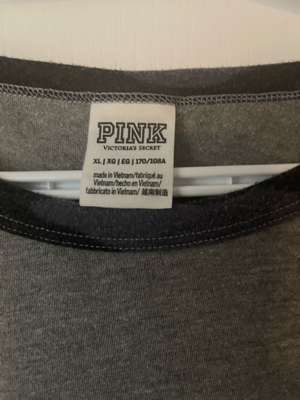 PINK Victoria's Secret Grey Crewneck T-Shirt - Picture 3 of 4
